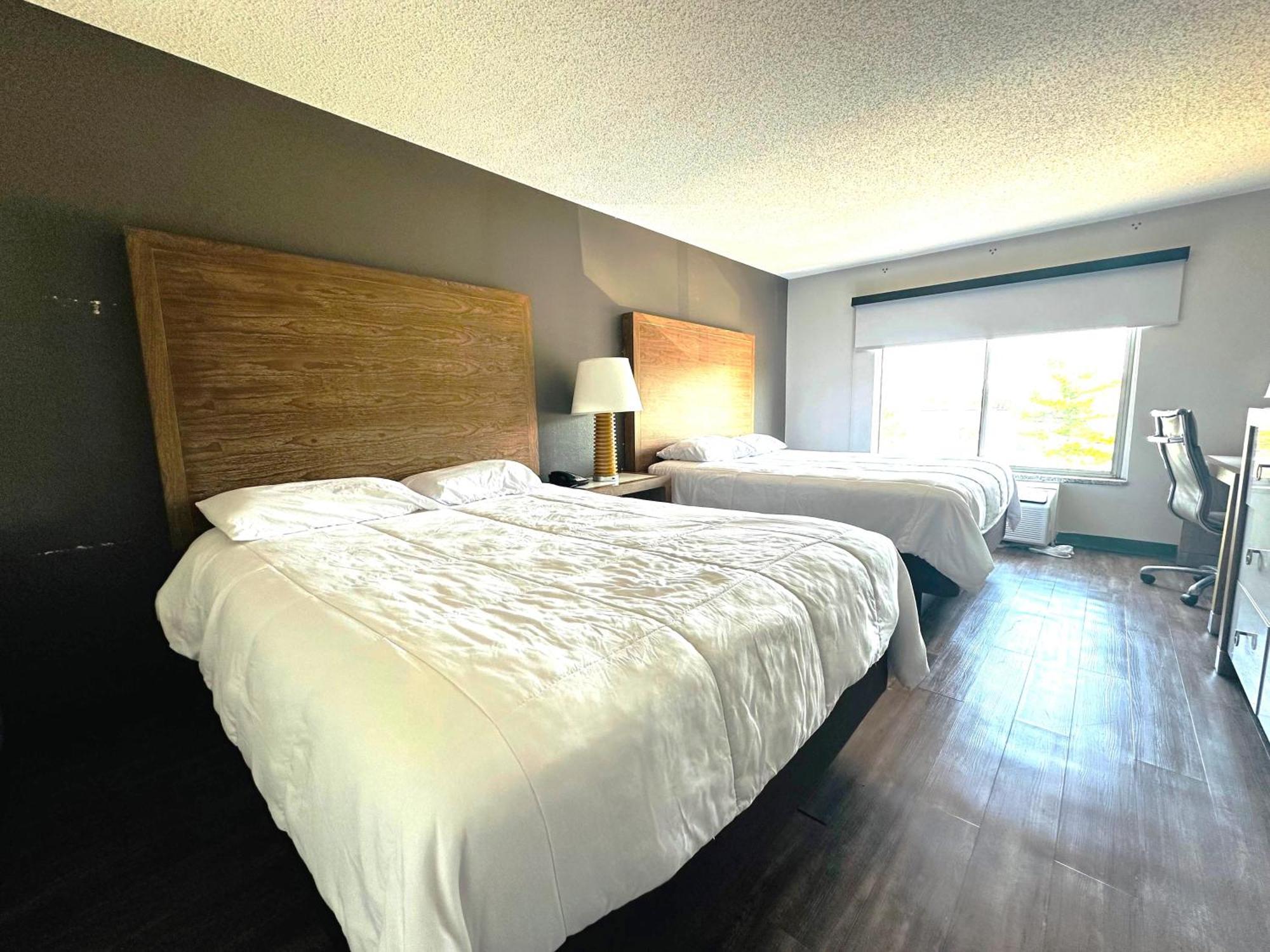 Baymont Inn And Suites By Wyndham Columbus / Near Osu Luaran gambar