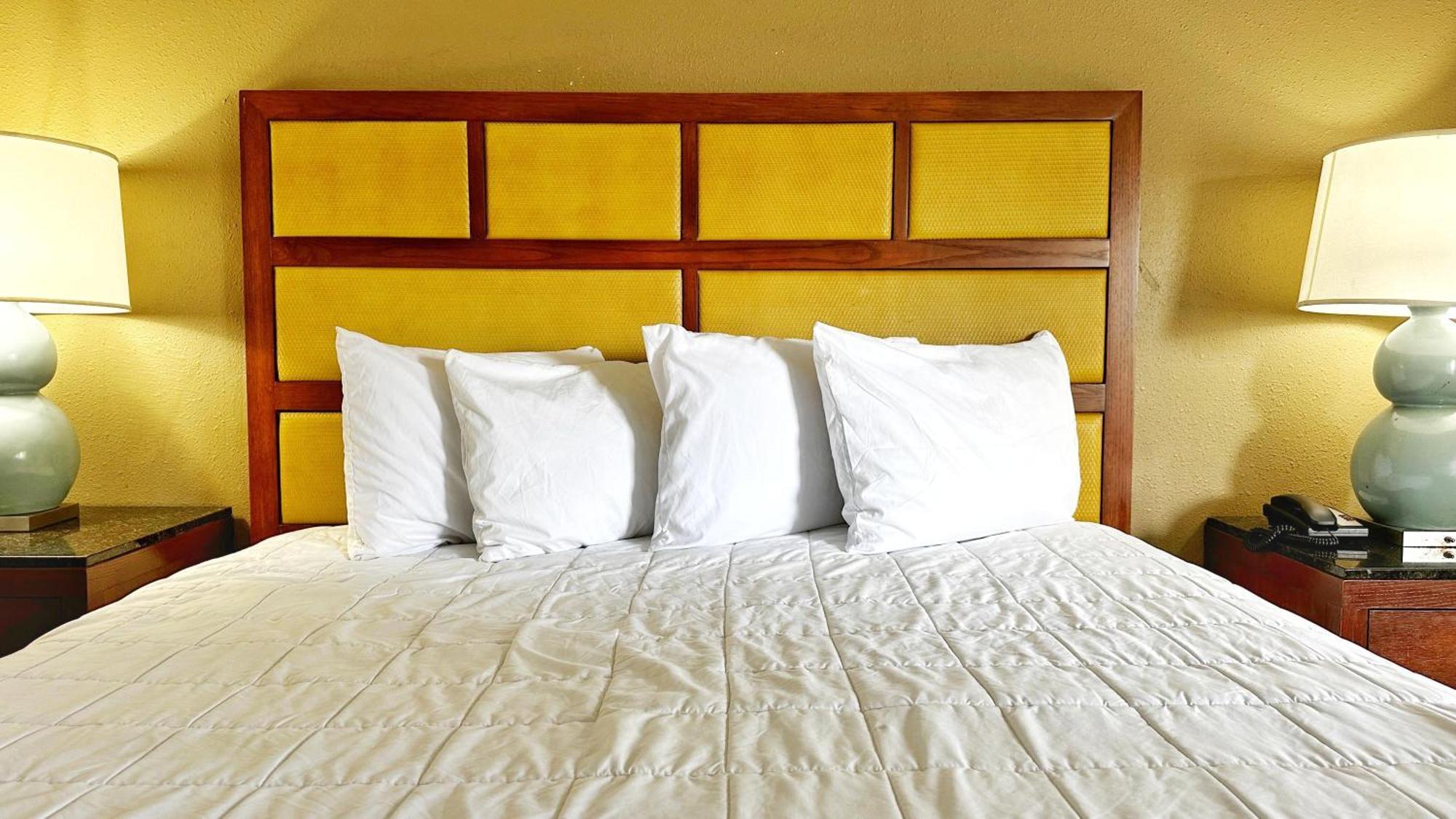 Baymont Inn And Suites By Wyndham Columbus / Near Osu Luaran gambar
