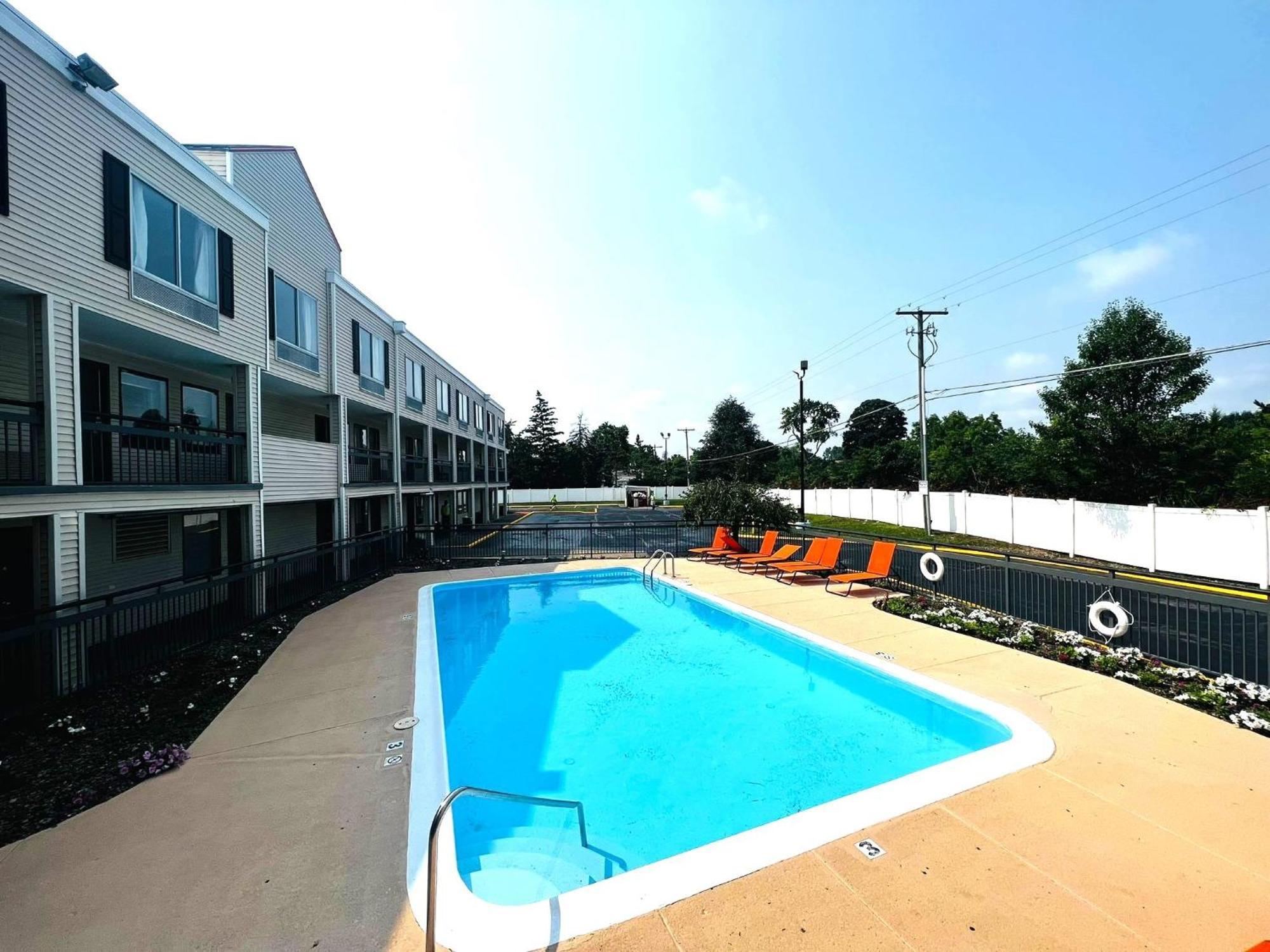 Baymont Inn And Suites By Wyndham Columbus / Near Osu Luaran gambar