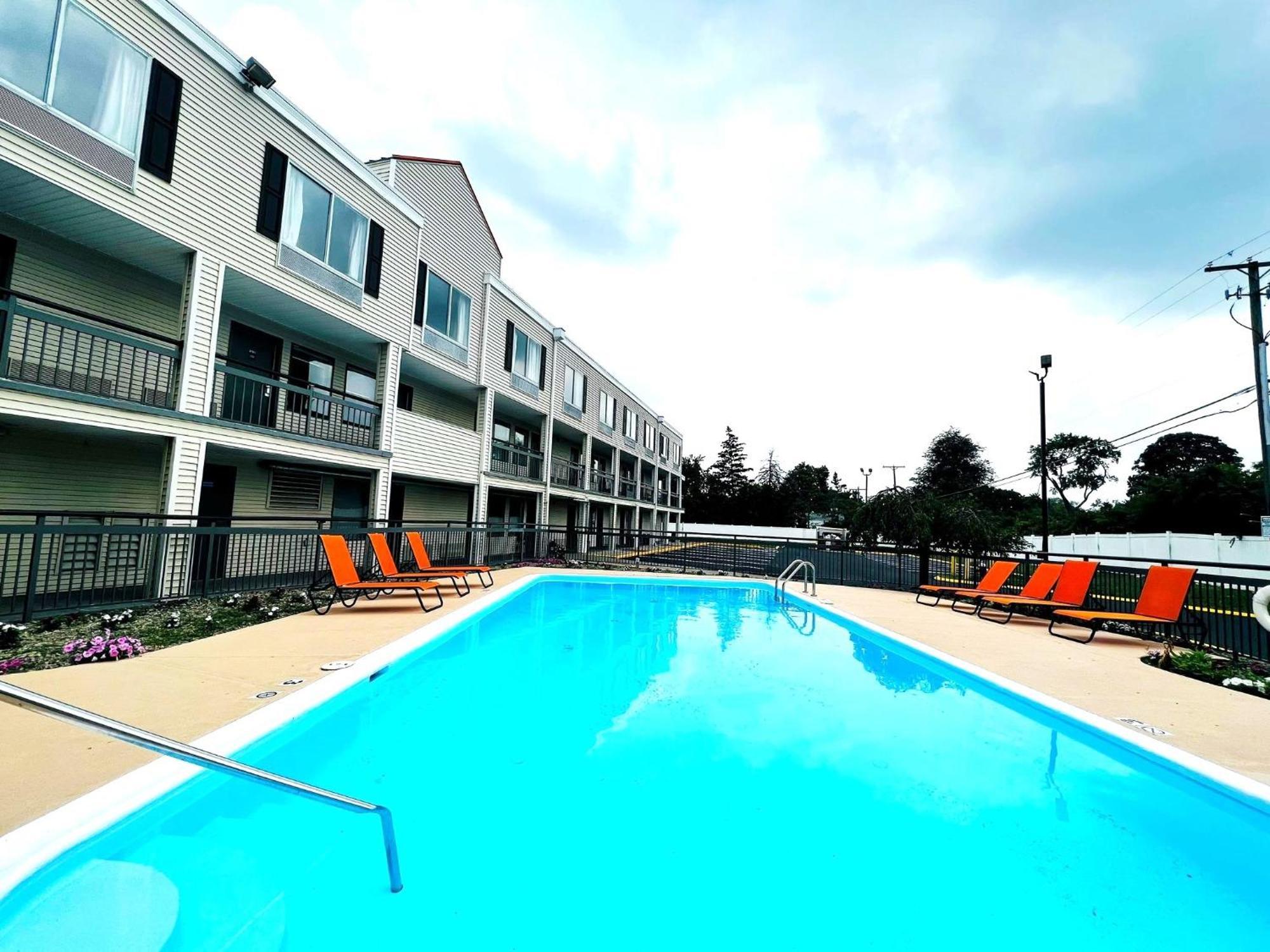 Baymont Inn And Suites By Wyndham Columbus / Near Osu Luaran gambar