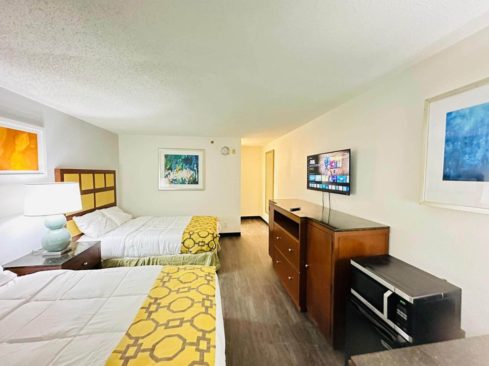 Baymont Inn And Suites By Wyndham Columbus / Near Osu Luaran gambar