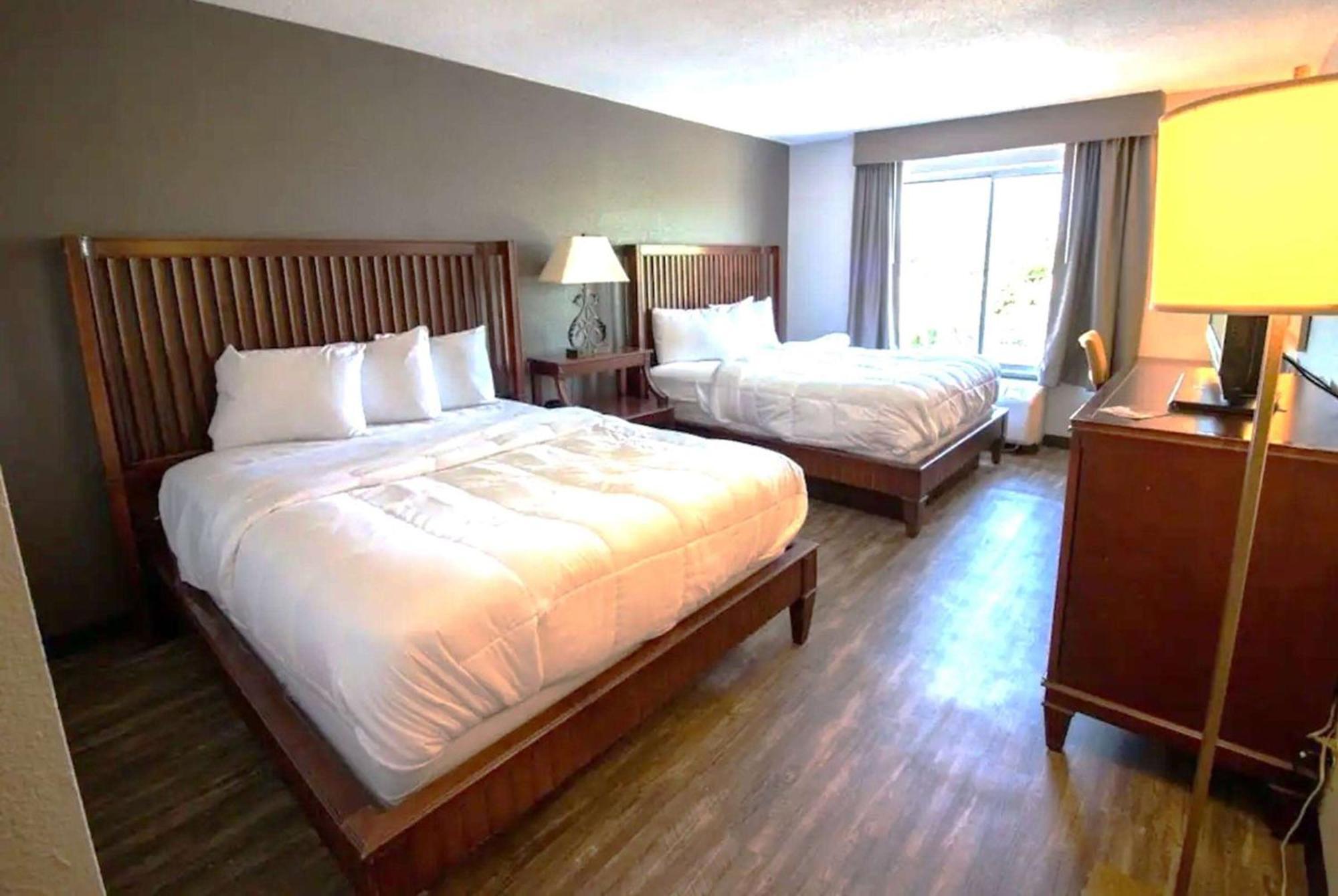 Baymont Inn And Suites By Wyndham Columbus / Near Osu Luaran gambar