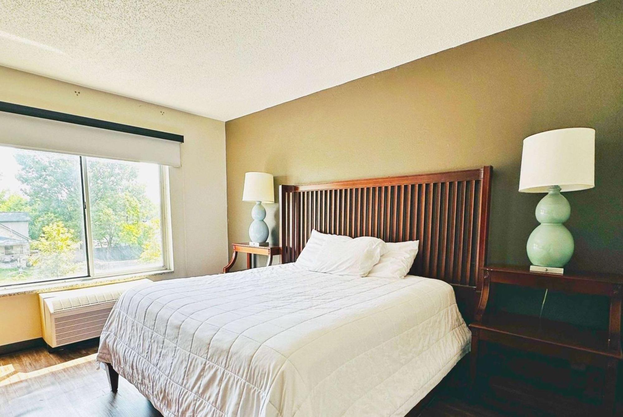 Baymont Inn And Suites By Wyndham Columbus / Near Osu Luaran gambar